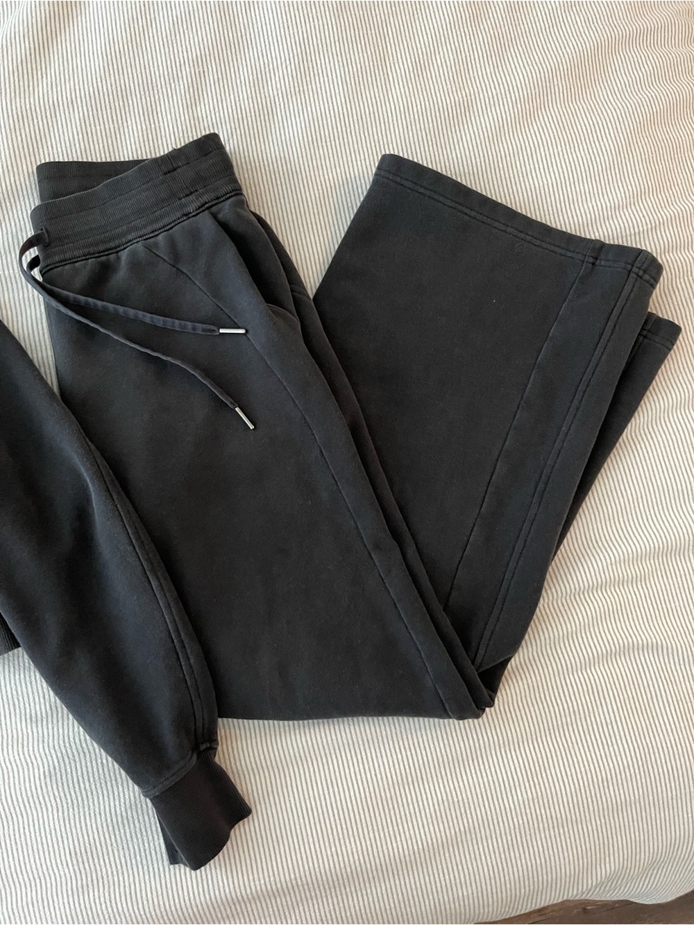 Lululemon Scuba Sweat Set - Picture 3 of 3